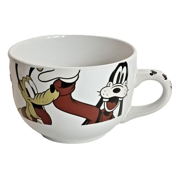 Disney Mickey Mouse & Friends Minnie, Goofy, Pluto, Donald, Daisy Soup Mug - Picture 6 of 11